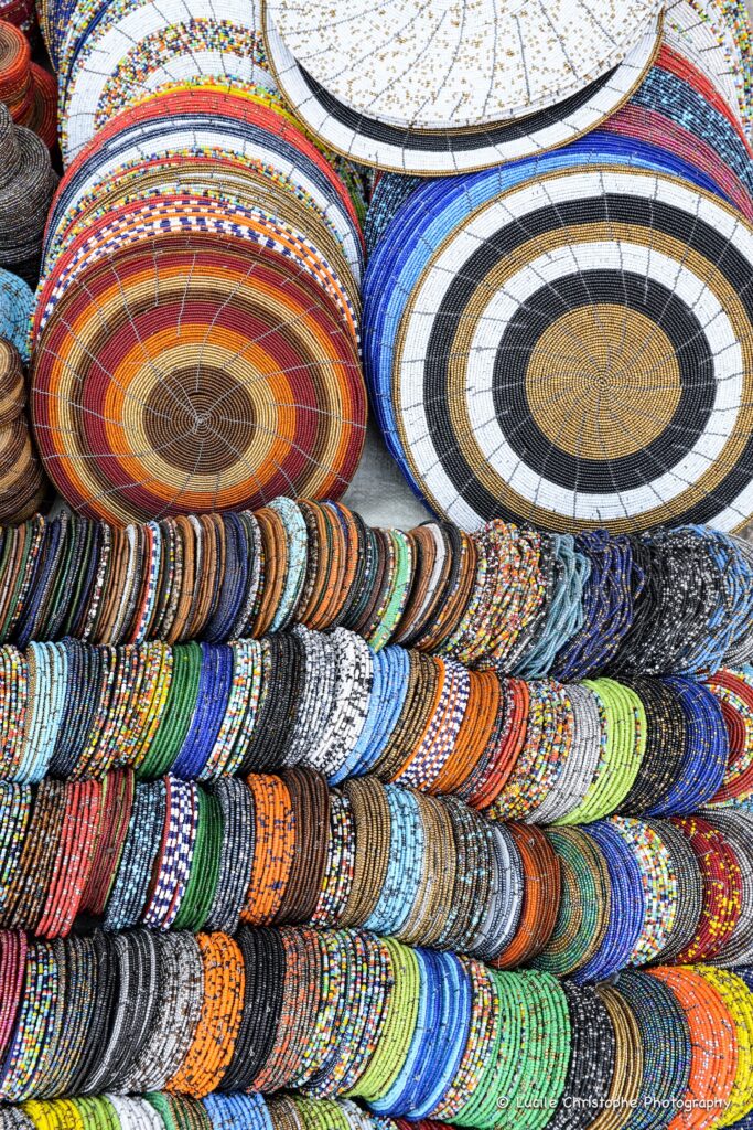 Artisanat Maasaï au marché Maasaï d'Arusha