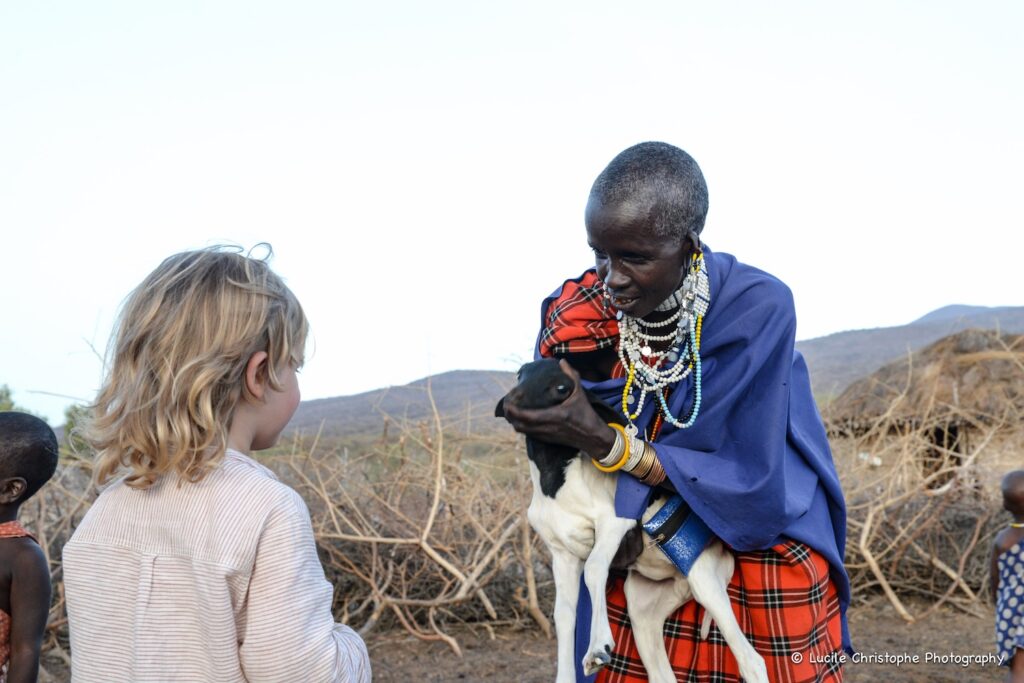 Immersion maasaï en boma avec des enfants
