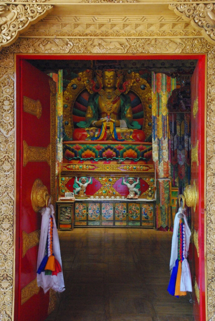 Temple bouddhiste intérieur, Inde