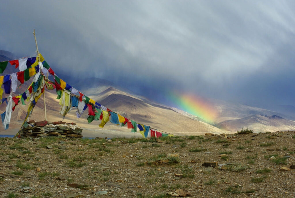 Arc-en-ciel au Tsomoriri - Ladakh